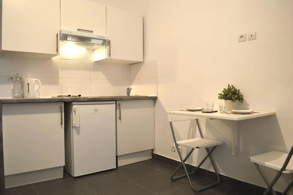 Amelie In Paris Hidden Gem Montmartre Apartment France